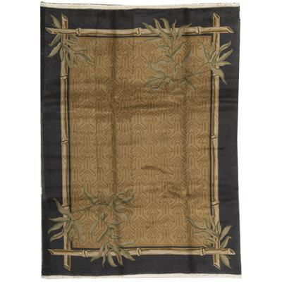 Hand-Knotted High-Quality Beige Area Rug