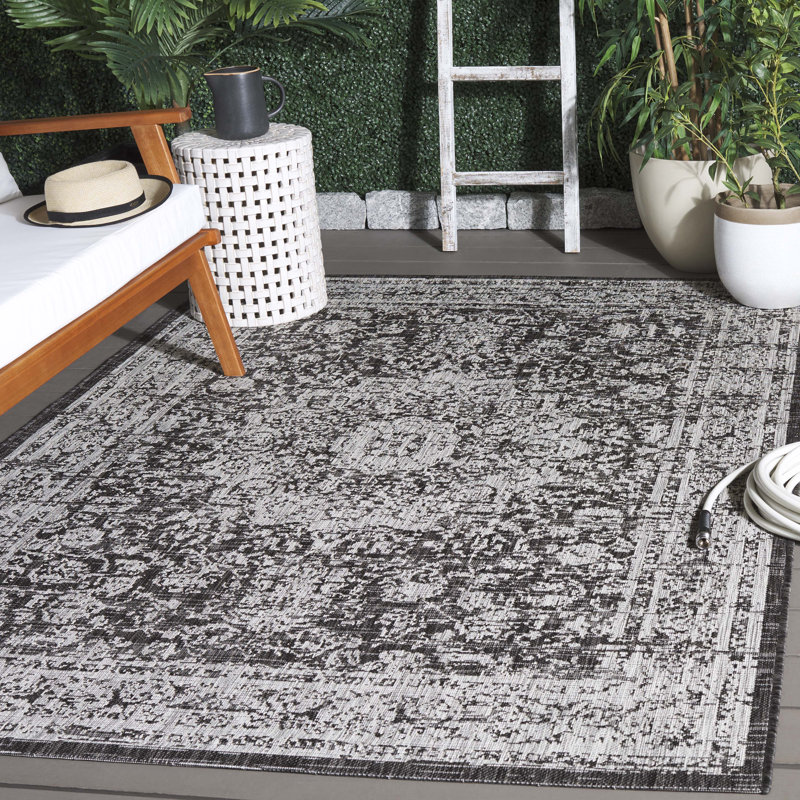 Tapis d'intérieur / extérieur Millaray Performance, Rectangle 5 pi 3 po x 7 pi 7 po