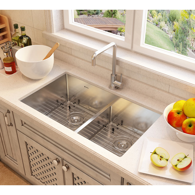 Évier de cuisine à double cuve en acier inoxydable encastrable avec robinet de cuisine L 33 po x l 19 po, Nickel brossé