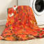 Jeté en molleton de flanelle orange ultra doux, imprimé de feuilles d'automne coloré sur un côté-132074153