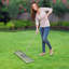 Outil de jardinage pour niveler la pelouse