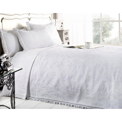 Saint-Brieuc Cotton Blend Damask Bedspread