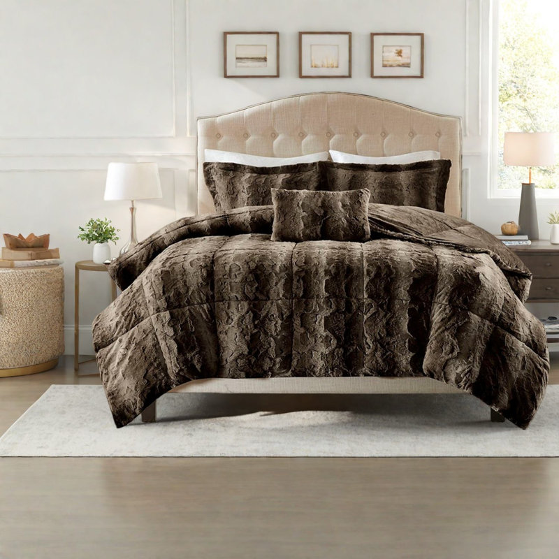 Luxurious Faux Fur Bedding Sets, Polyester King Size For Cozy Home