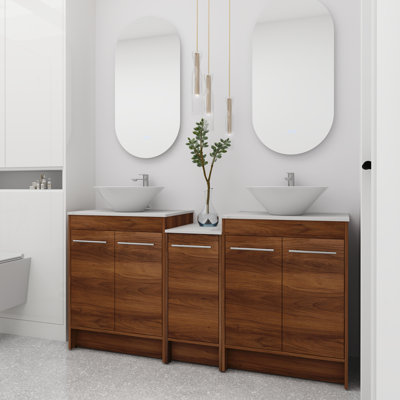 Ensemble de meuble-lavabo double 60 po Maricsa, meuble-lavabo autoportant avec comptoir en céramique, 5 portes et 3 tablettes