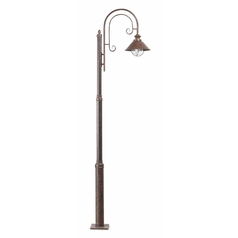 Holyoke Lamp Post (Full)