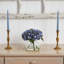 Arrangement floral d'hortensias en fleurs dans un vase-24746406-24746410