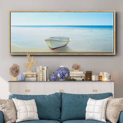 «Boat On A Beach III», reproduction d'art sur toile
