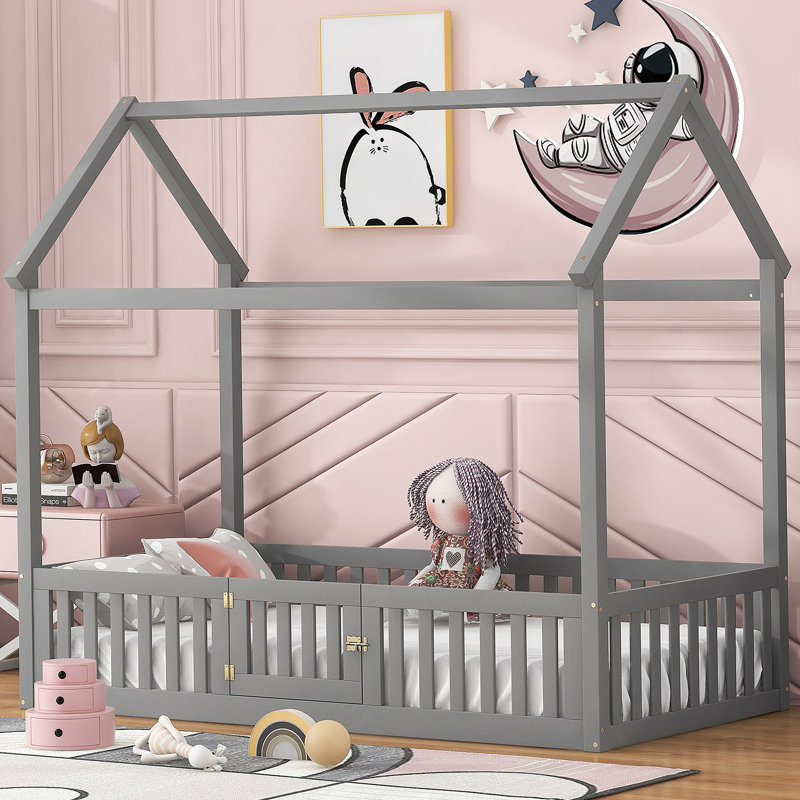 Lit simple en bois avec clôture et porte, gris, Gris