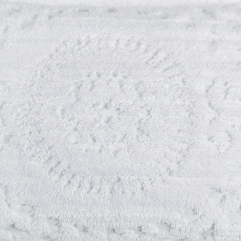 Rio 100% Cotton Chenille Tufted Bedspread, Traditional Medallion Design, Soft Breathable All-Season Machine Washable Coverlet, OEKO-TEX Certified, Full/Double Size, White
