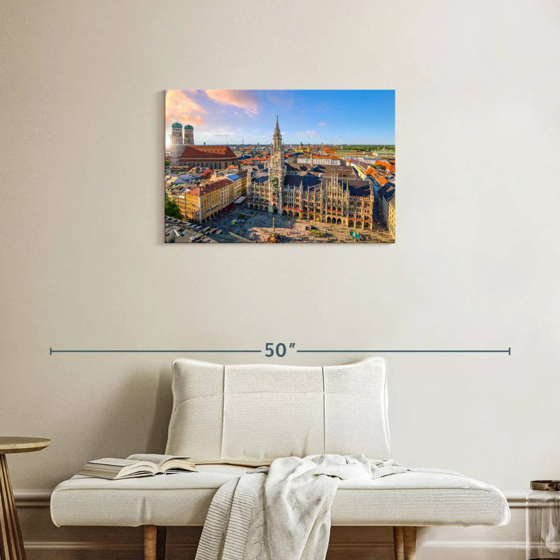 Nicci Munich Skyline
