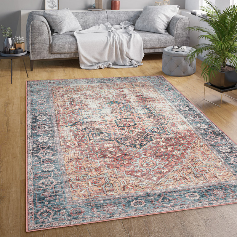 Solvejg Oriental Area Rug, Rectangle 240 x 340cm