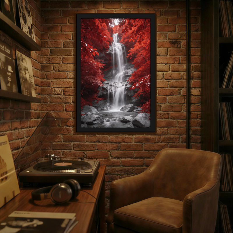 Cascade de plantes et de fleurs entourée de feuilles d'automne rouges, H 30 po x l 20 po