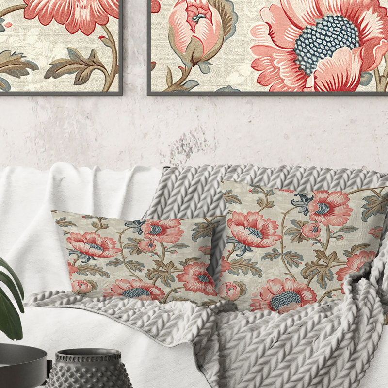 Coussin décoratif beige à motif floral Meadows II - traditionnel, H 18 po x l 18 po