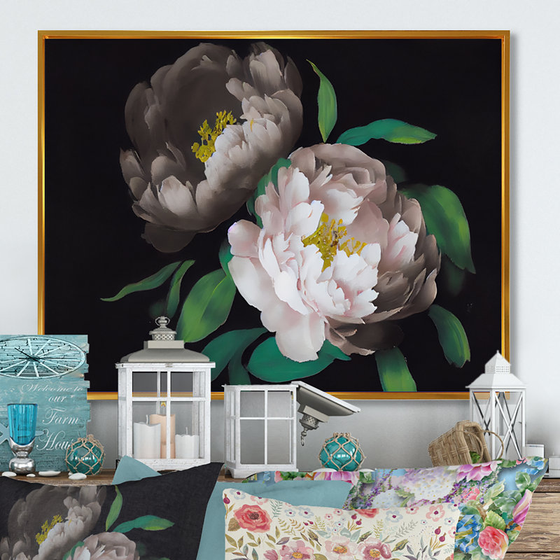 «White Blossoming Peony on Black III», reproduction sur toile, L 32 po x H 16 po, Toile à cadre flottant doré
