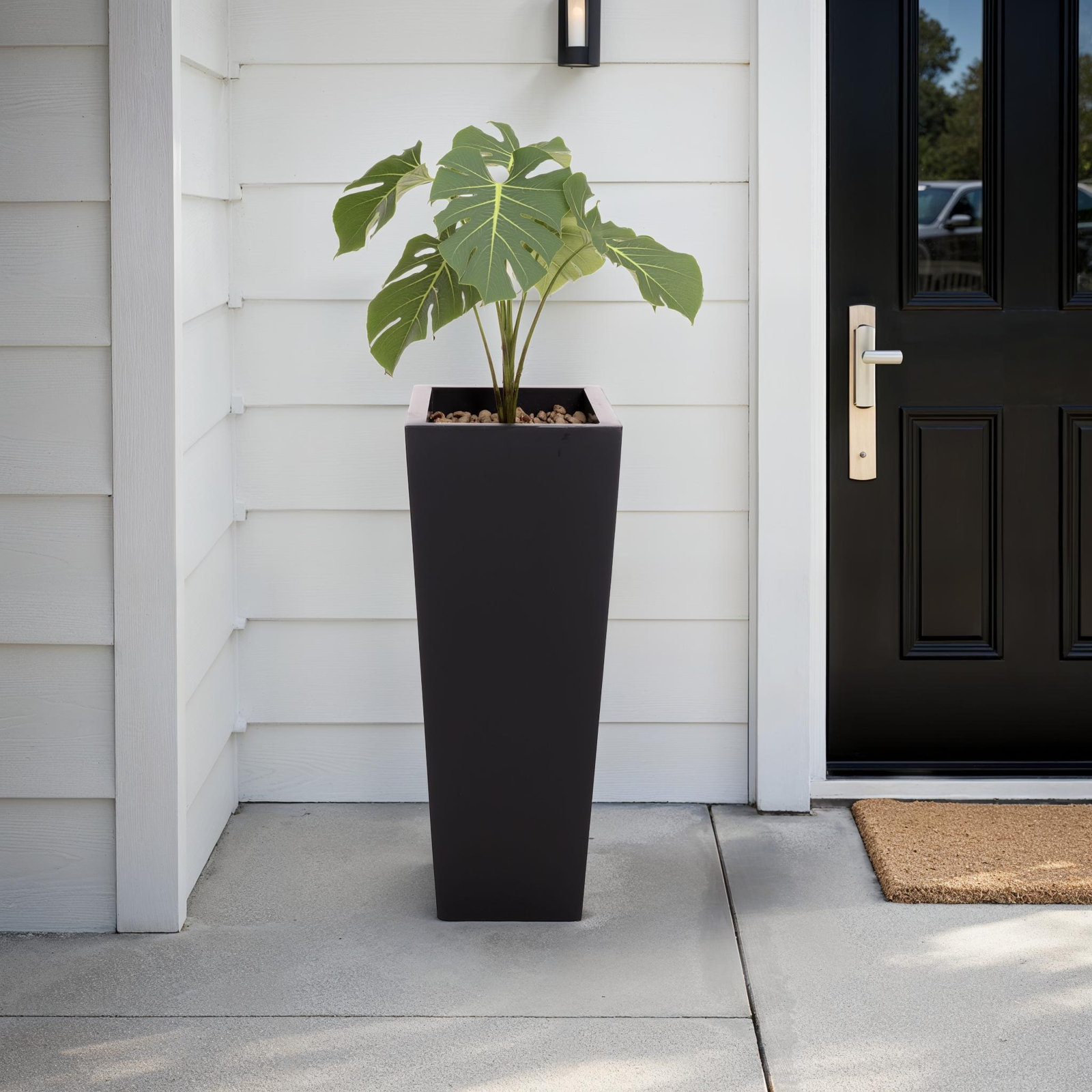 Paloma Planter, Black