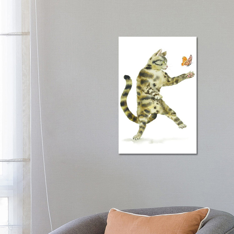 «Tabby Cat And Butterfly» par Alexey Dmitetchich Shmyrov - peinture sur toile tendue, H 26 po x l 18 po x 1,5 po