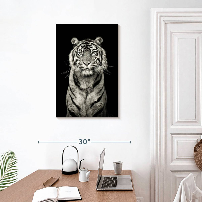 Powerful Tiger Portrait, H 30 po x l 20 po