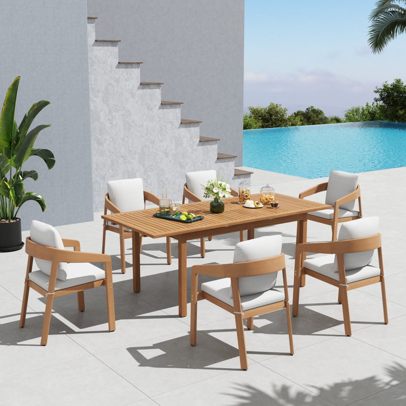 Ensemble repas extérieur pour 6 personnes avec coussins