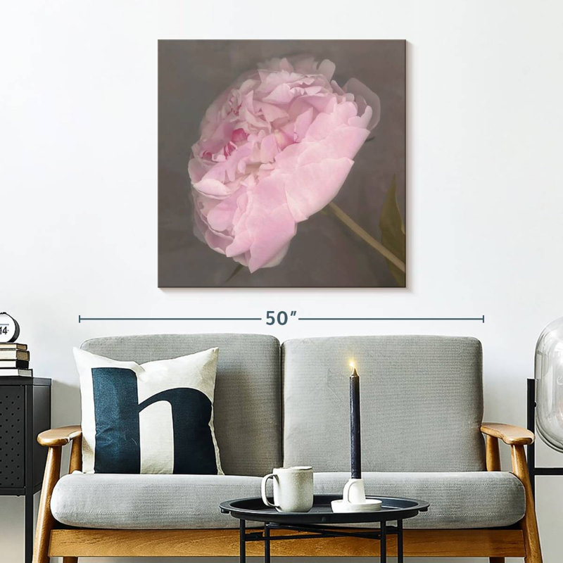Harnek Fleur, 30" H x 30" W