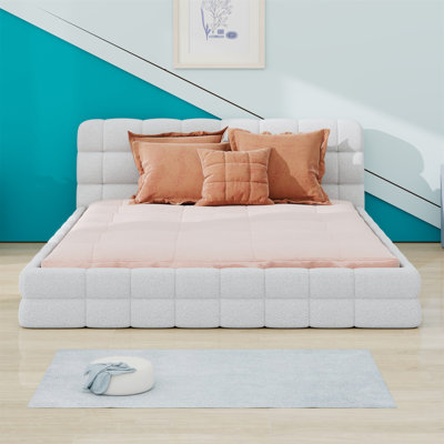 Lit plateforme en tissu d'ameublement