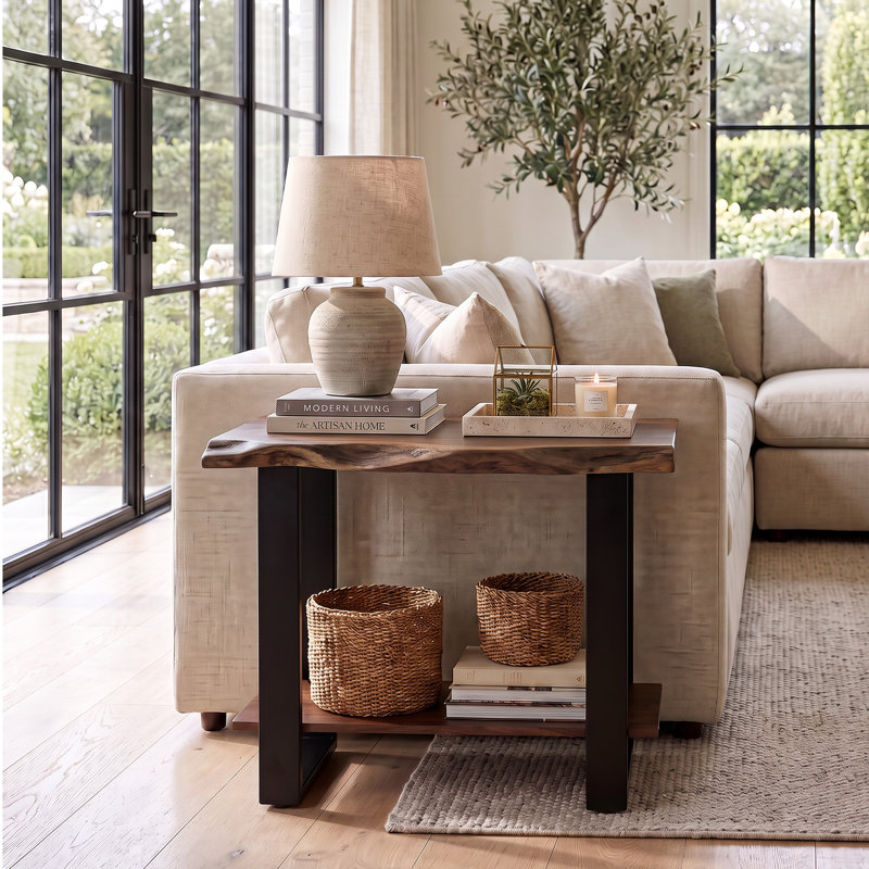 Table de bout à 2 niveaux en bois massif Beames Live Edge avec rangement, Noyer