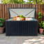 Boîte de rangement de grande capacité de 215 gallons, boîte de rangement extérieure en métal, avec couvercle verrouillable et toit imperméable pour outils de jardin, meubles de piscine et de patio