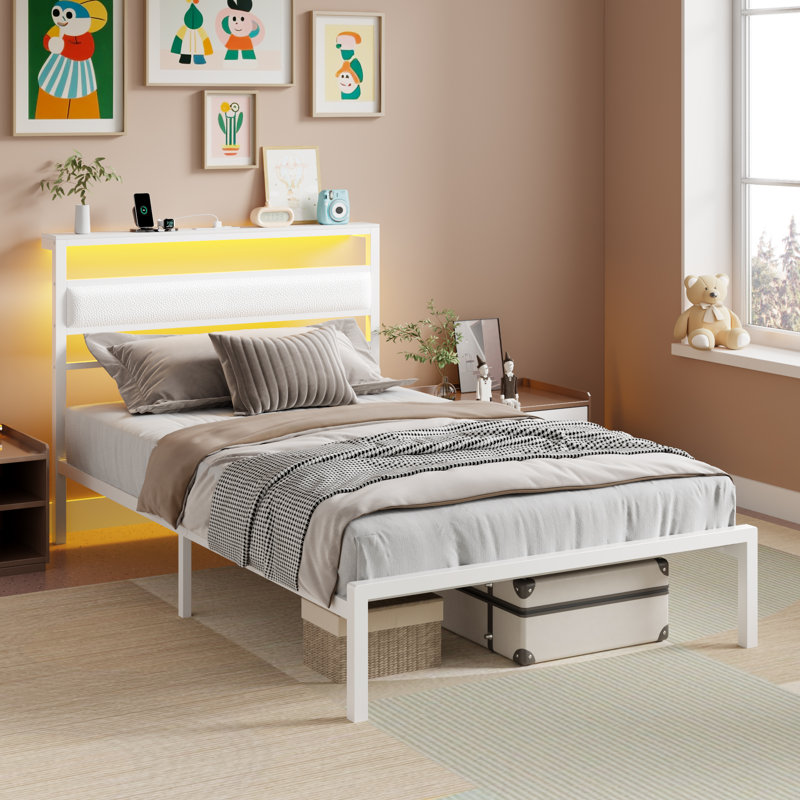 Structure de lit simple avec lumière DEL et station de charge, structure en métal avec tête de lit tapissier, grand espace de rangement, aucun sommier nécessaire
