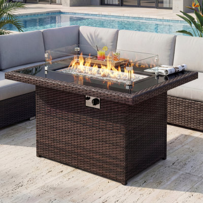 Table de foyer d'extérieur au propane en osier de 43 po Watchet, table de feu rectangulaire de 60 000 BTU avec pare-vent en verre, couvercle et couvercle