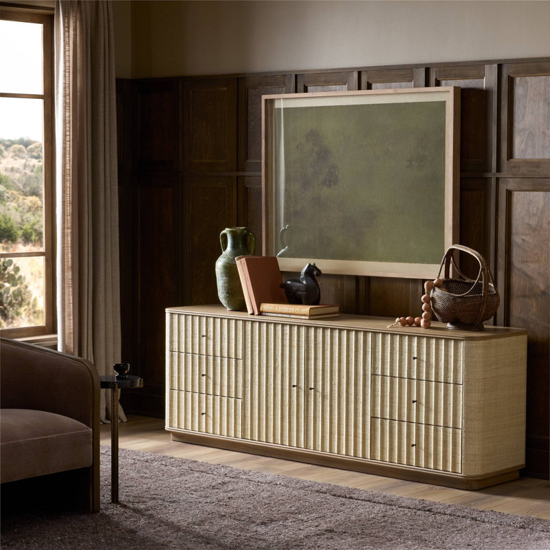 Meyer Media Console