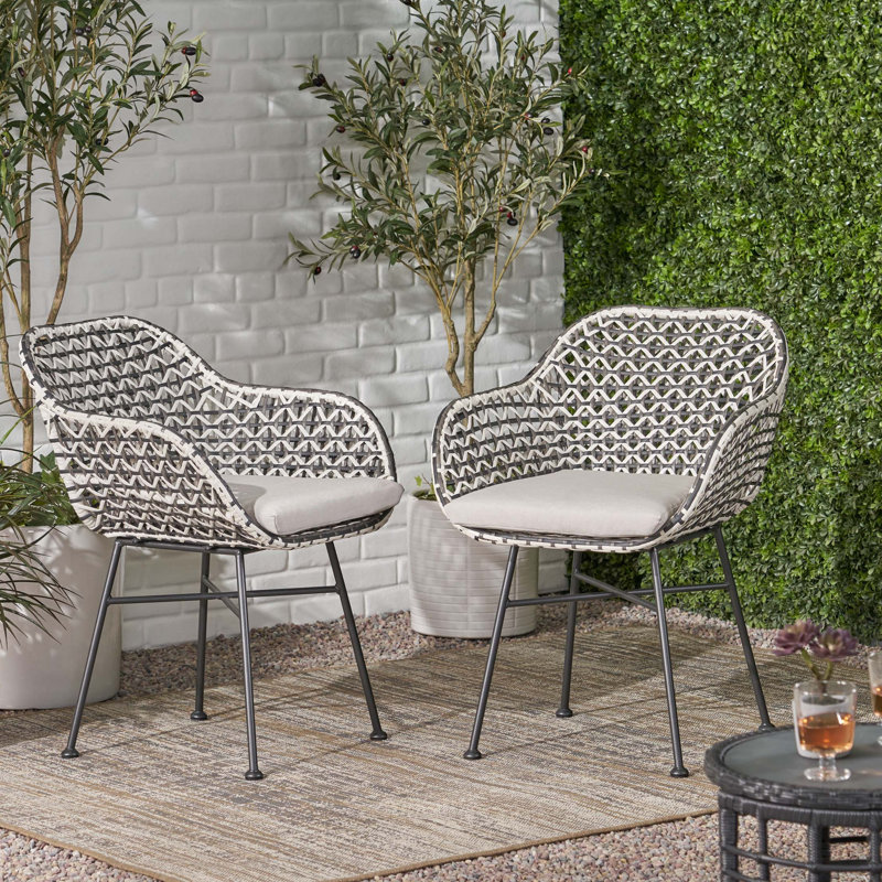 Élégante simplicité, chaise d'appoint de bon goût