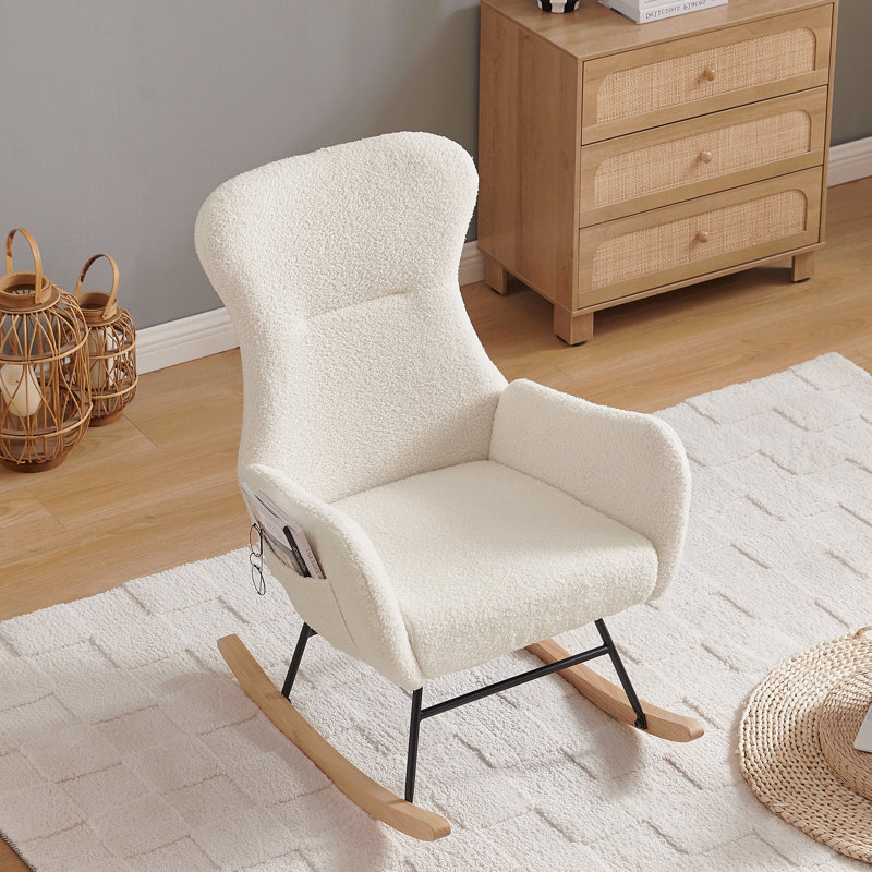 Chaise berçante en tissu blanc cassé Teddy
