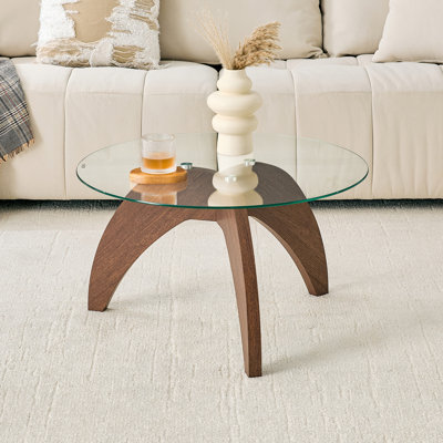 Table basse à pattes triangulaires Creative