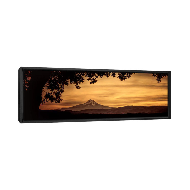 «Mt. «Hood at Sunset», reproduction de photo sur toile, H 12 po x l 36 po x P 1,5 po, Toile encadrée noire