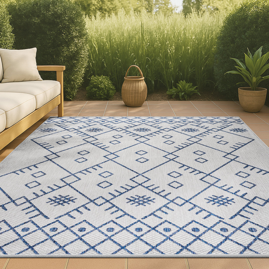 Boho Moroccan Ivory/Navy Indoor/Outdoor Rug Dakota Fields Rug 
