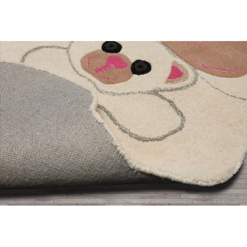 3'x5' Tufted Wool Rug Showcasing Bear-Inspired Graphic
