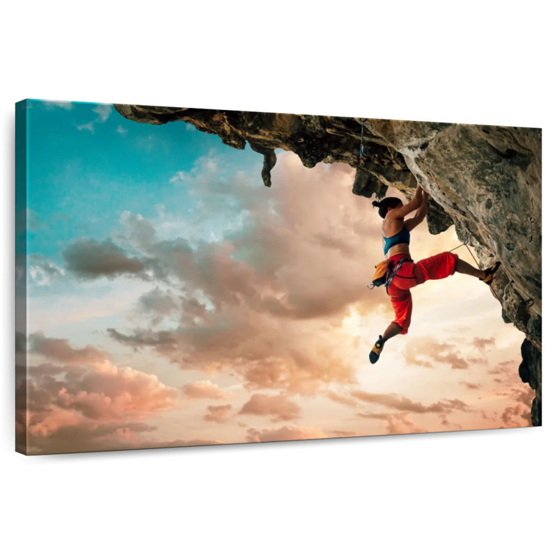 Senne Rock Climbing Woman