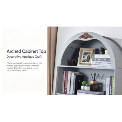 Armoire de rangement arquée avec appliques décoratives