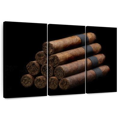 Senne Robusto Cigar Pyramid