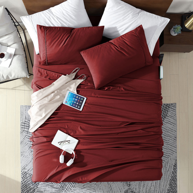 Swift Home Smart Pocket 4-Piece Sheet Set - Essential 1800 Series Microfiber - Fits Mattress up to 14" Thick - Convenient Storage, Peach Fuzz, Durable, Easy Care