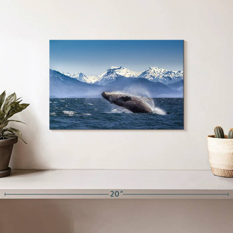 Brampt Humpback Whale Backflip, 8" H x 12" W