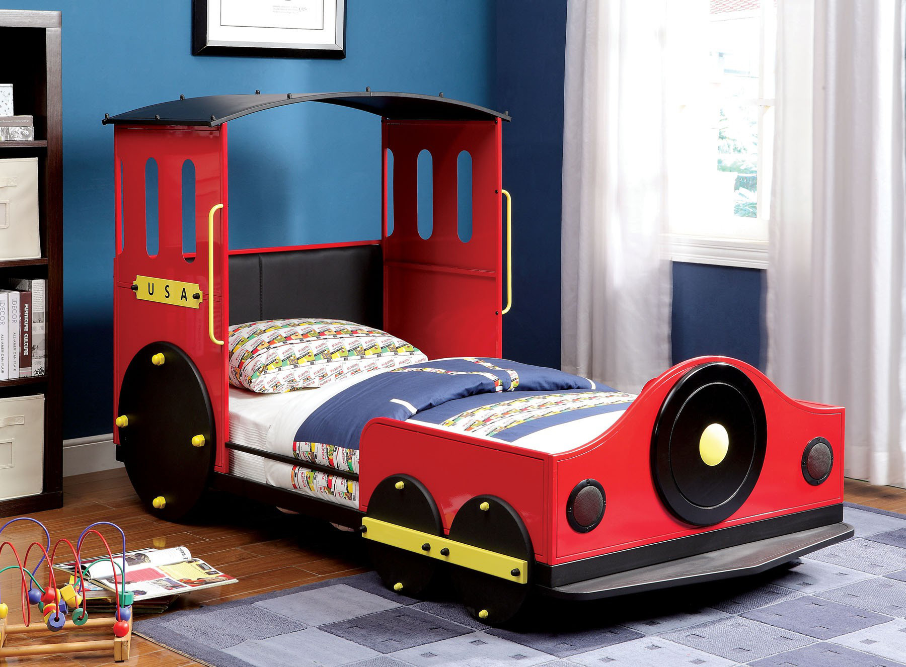 boys train bed