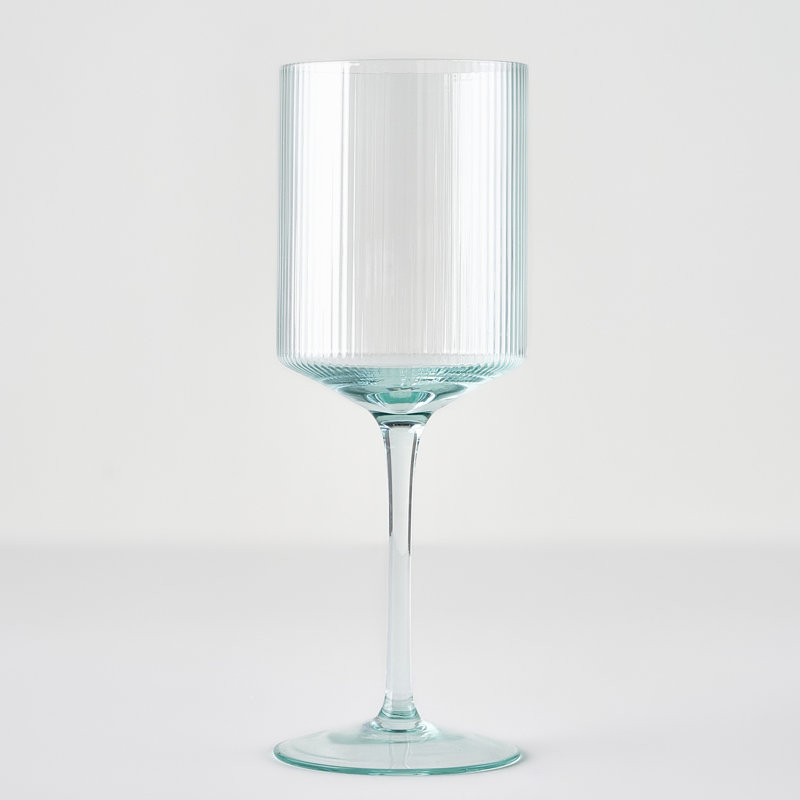 Verre à vin à rayures