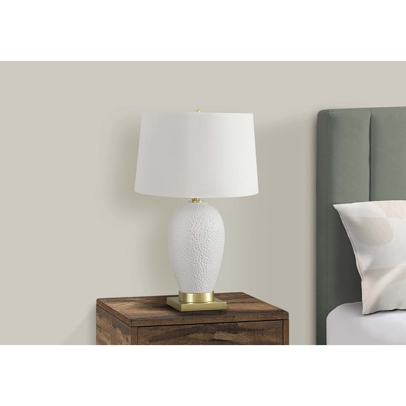 Lighting, h 26 po, lampe de table, céramique blanche, abat-jour ivoire / crème, transitionnel