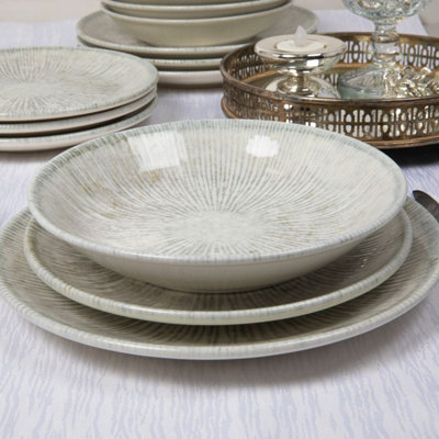 12 Piece Porcelain China Dinnerware Set - Service for 4