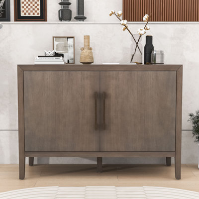 Buffet de style maison de campagne à double porte symétrique