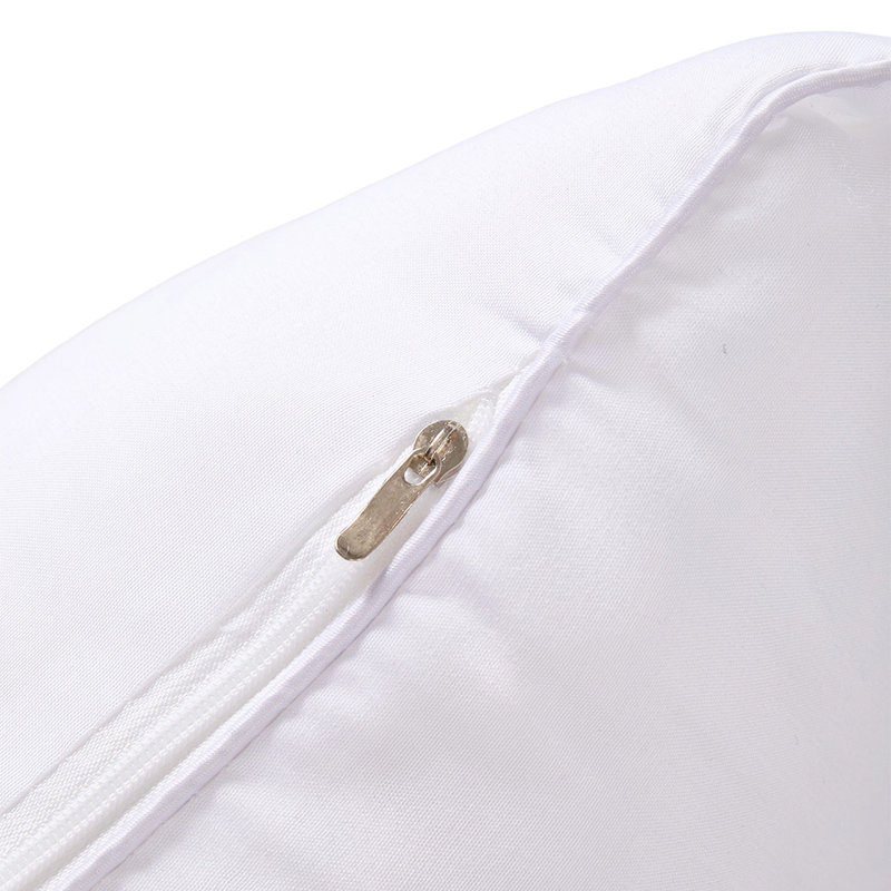 White Polyester Ultra Soft Pillow Insert