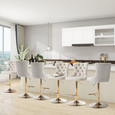 Tabouret pivotant à hauteur réglable