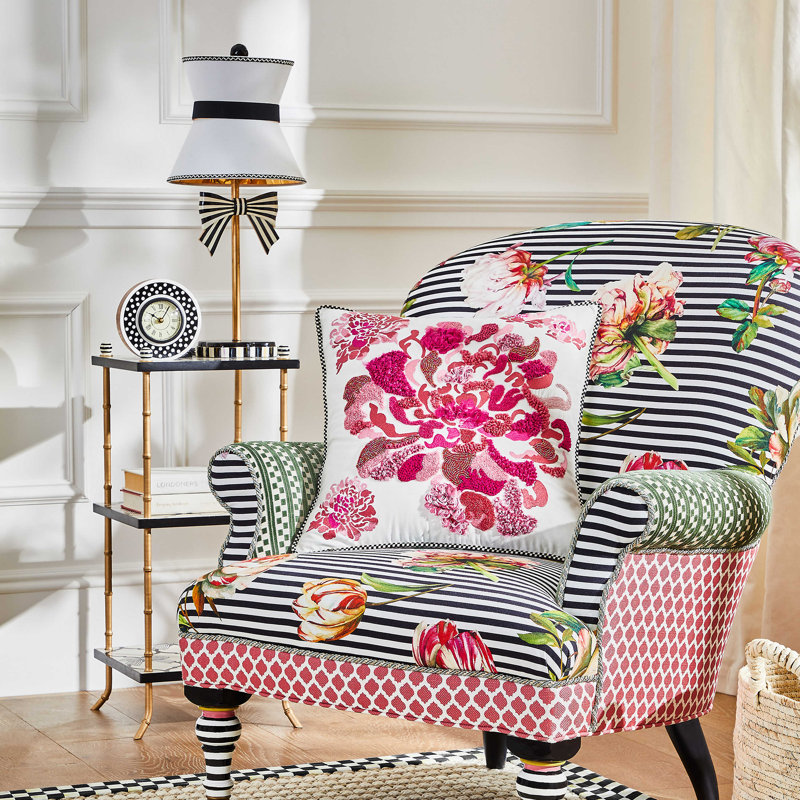 Pretty As a Bow Table Lamp