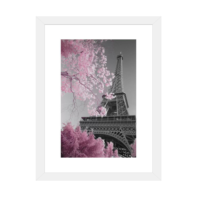«Paris Eiffel Tower XIII», reproduction, H 24 po x l 16 po x P 1 po, Papier blanc