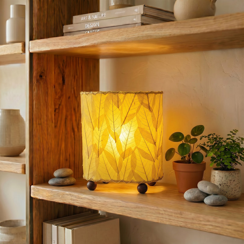 Lampe de table noire 9 po Gertie, Jaune